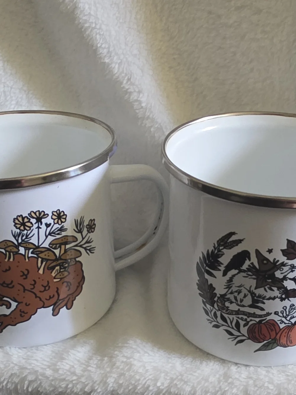 🍂 Vintage-Vibe Goblincore & Whimsical Autumn Enamel Mug Set 🐸